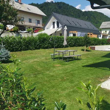 Διαμέρισμα Apple Tree *